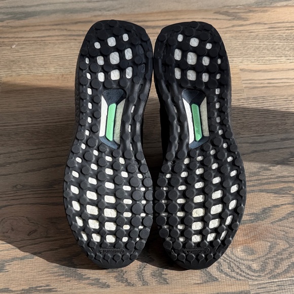 Adidas Ultraboost 1.0 Men’s 9.5 in Triple Black - Picture 3 of 6